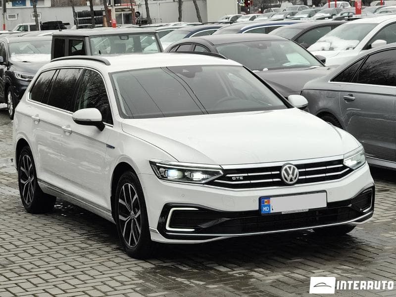 2020 Volkswagen Passat GTE — Miniatură 3