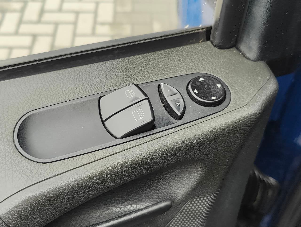 2012 Mercedes Vito — Miniatură 14