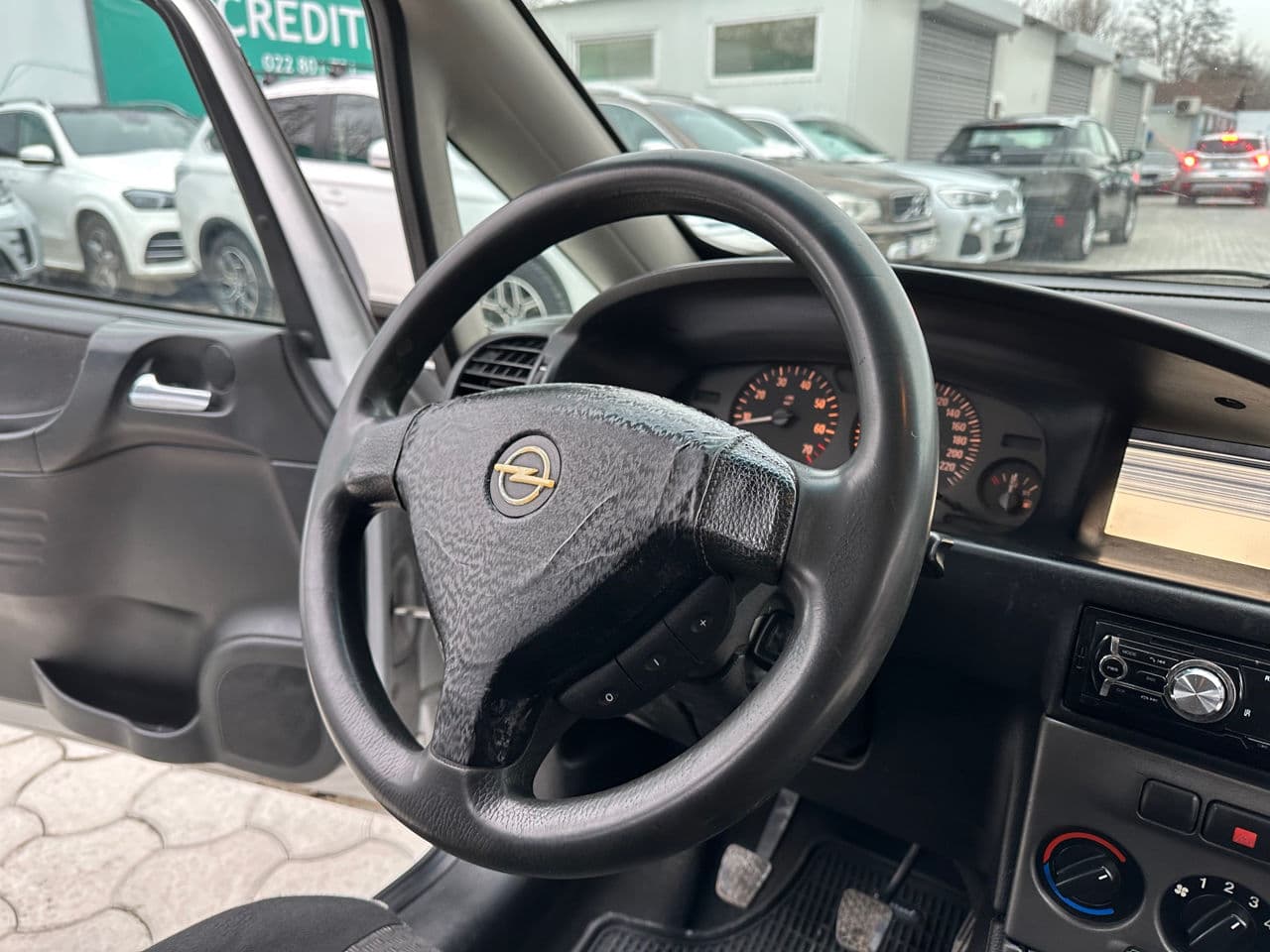 2005 Opel Zafira — Miniatură 8