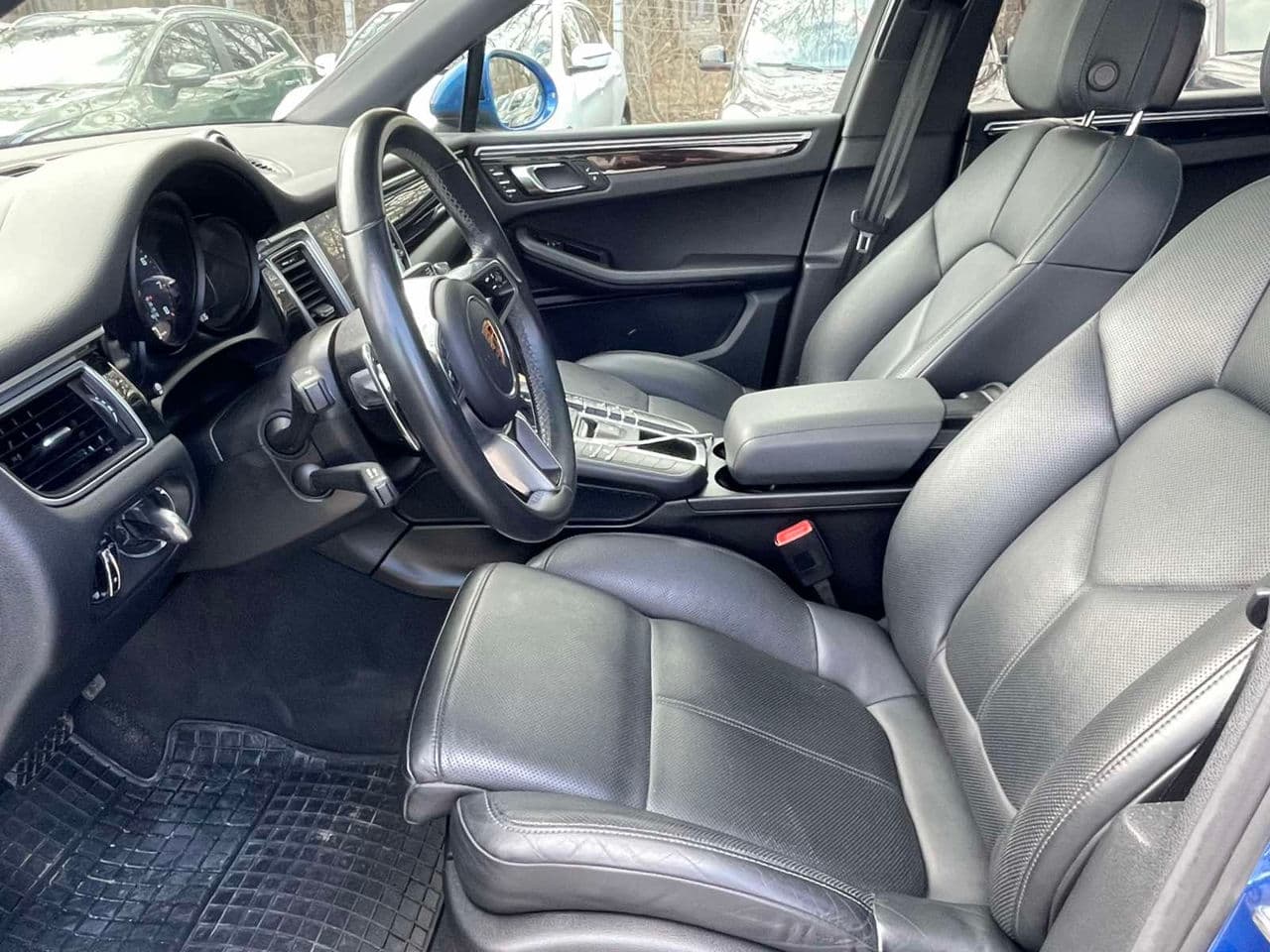 2016 Porsche Macan — Miniatură 6
