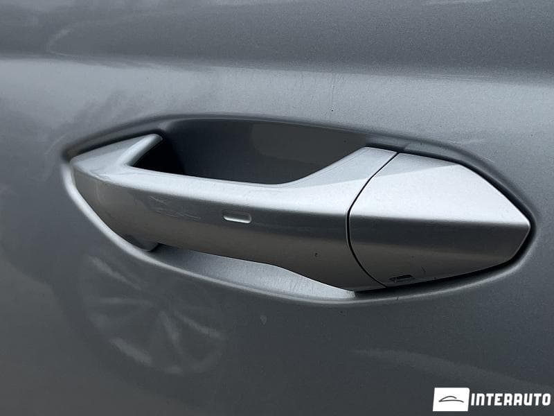 2021 Skoda Octavia — Miniatură 5