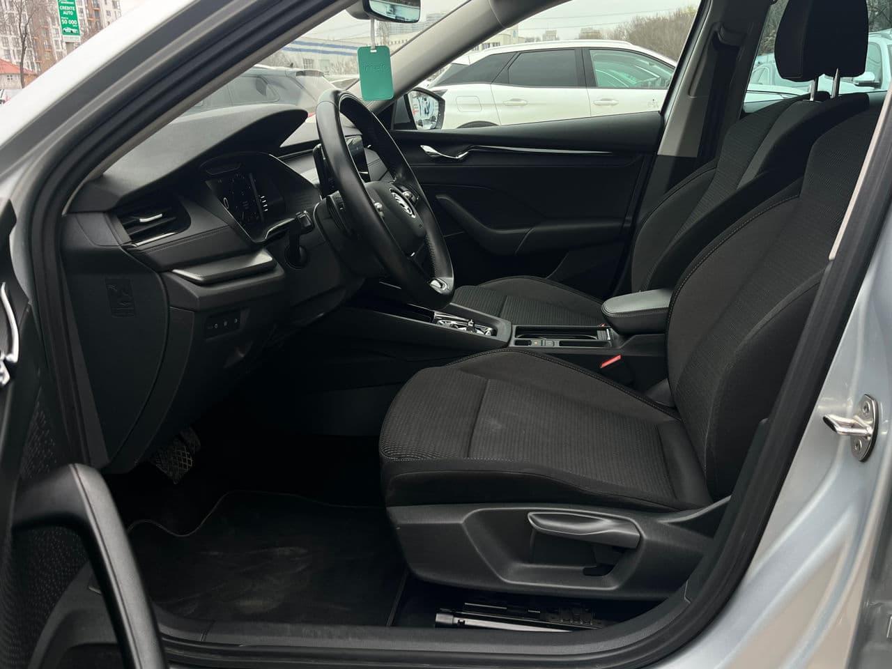 2021 Skoda Octavia — Miniatură 6