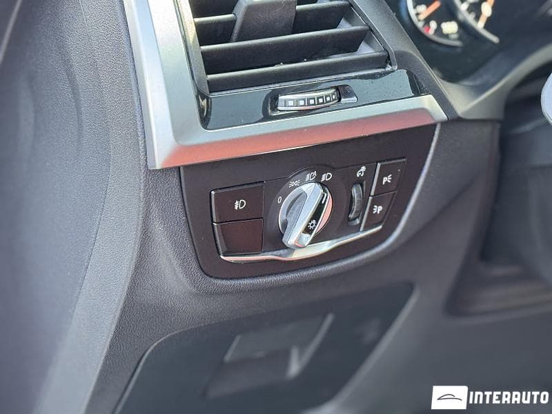 BMW X4 3.0i 2019 — Миниатюра 11