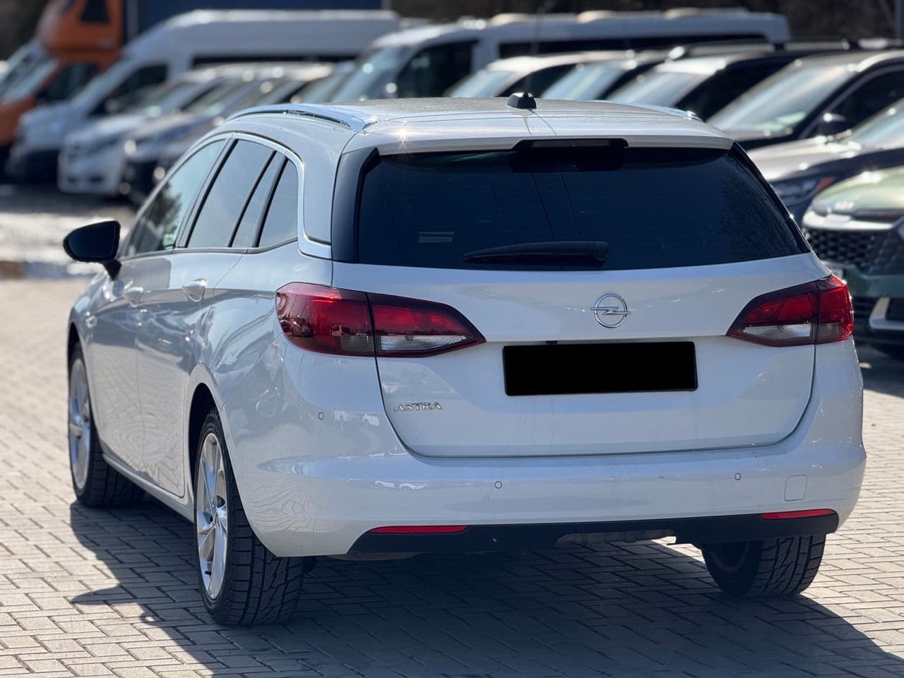 2020 Opel Astra — Miniatură 2