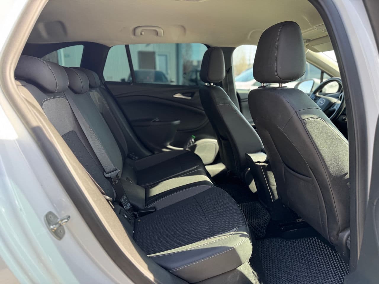 2020 Opel Astra — Miniatură 17
