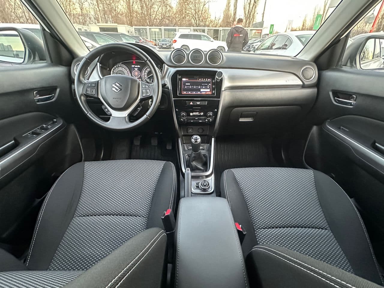 2019 Suzuki Vitara — Miniatură 8