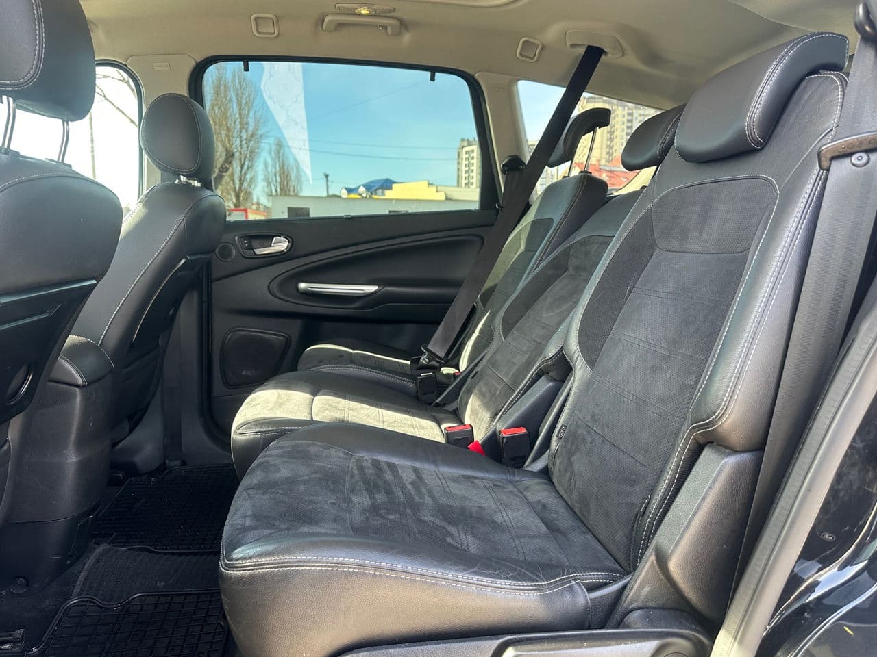 Ford S-Max 2012 — Миниатюра 19