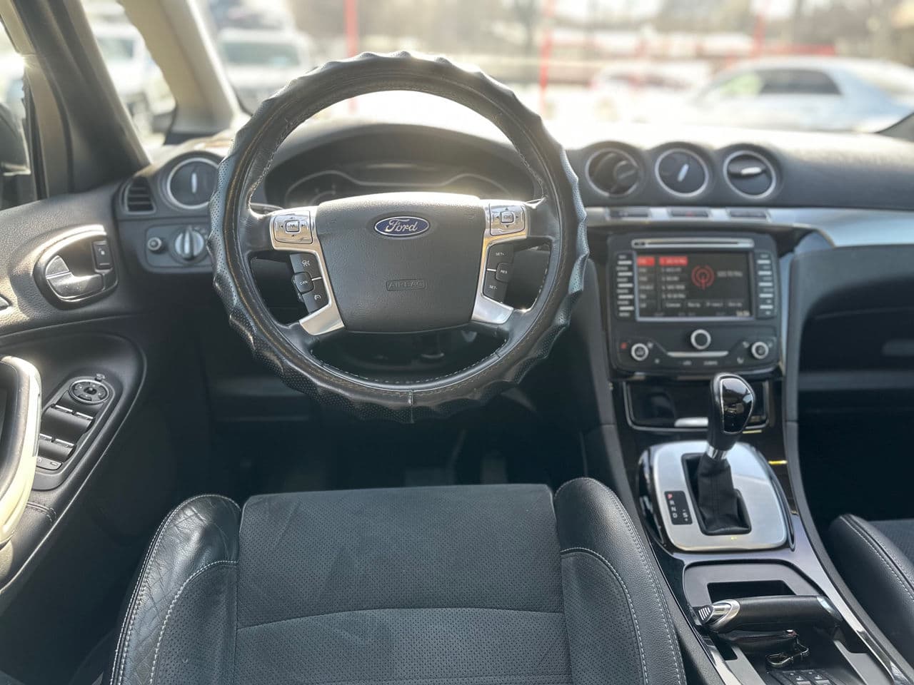Ford S-Max 2012 — Миниатюра 9