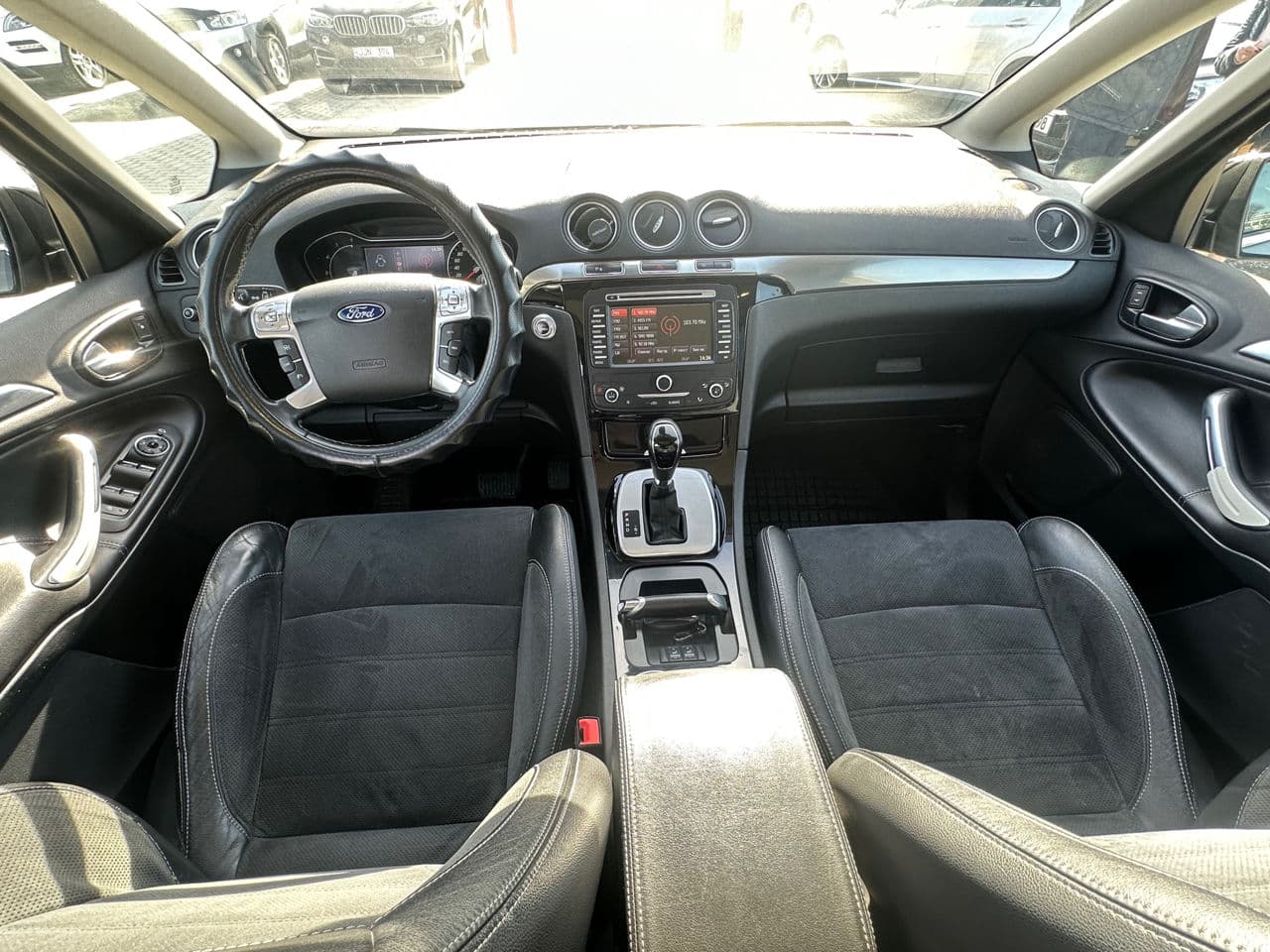 Ford S-Max 2012 — Миниатюра 8