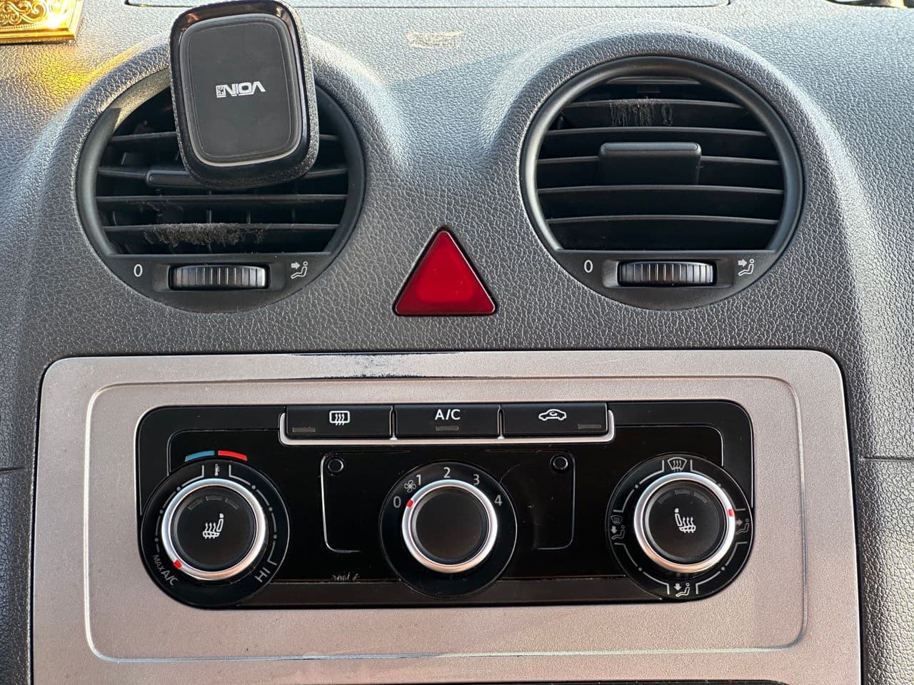 Volkswagen Caddy Maxi 2013 — Миниатюра 9