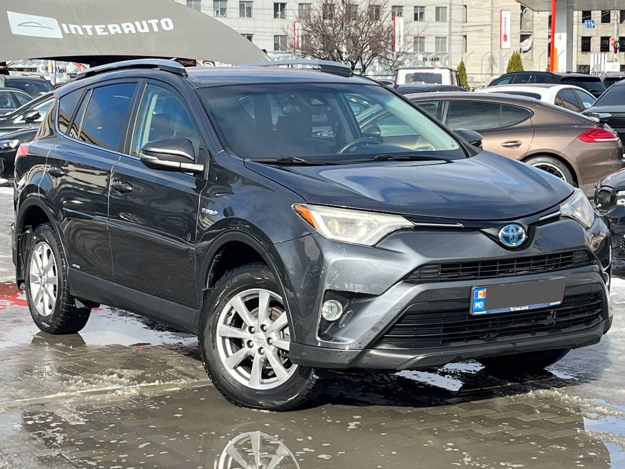 2018 Toyota Rav-4 — Miniatură 3