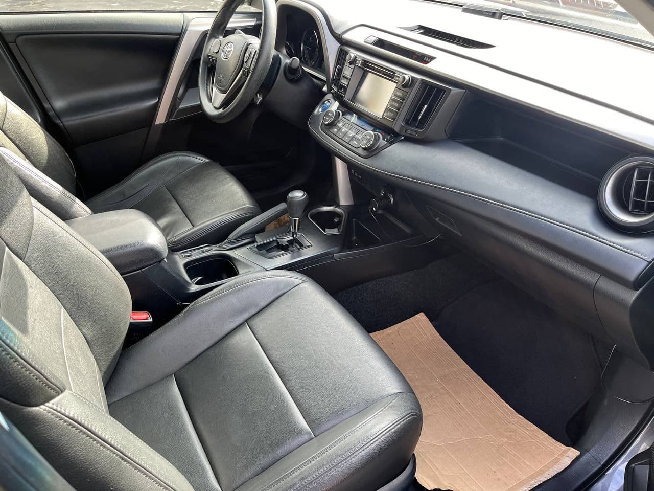 2018 Toyota Rav-4 — Miniatură 8