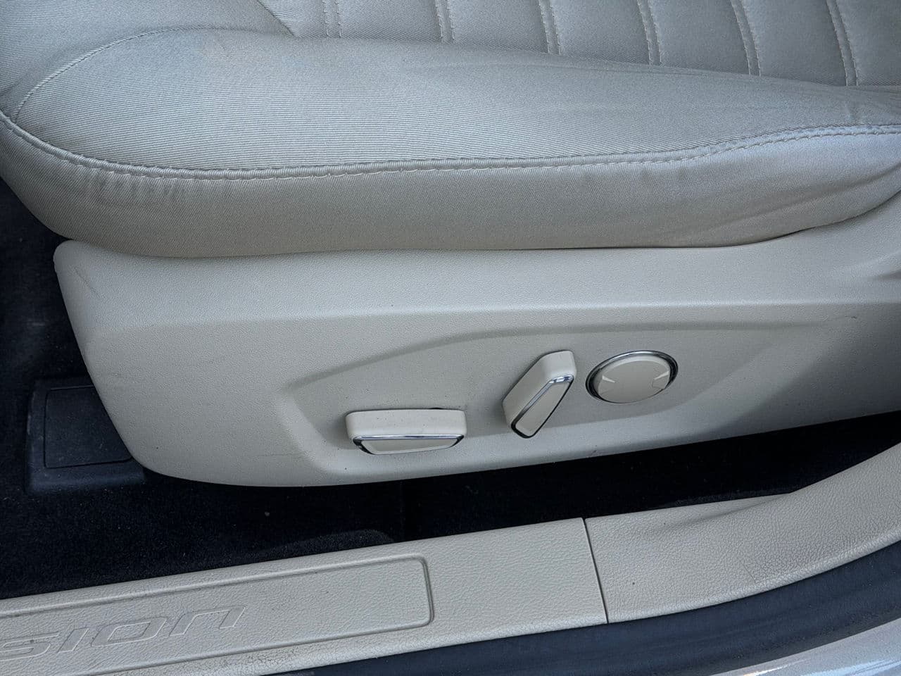 2015 Ford Fusion — Miniatură 8