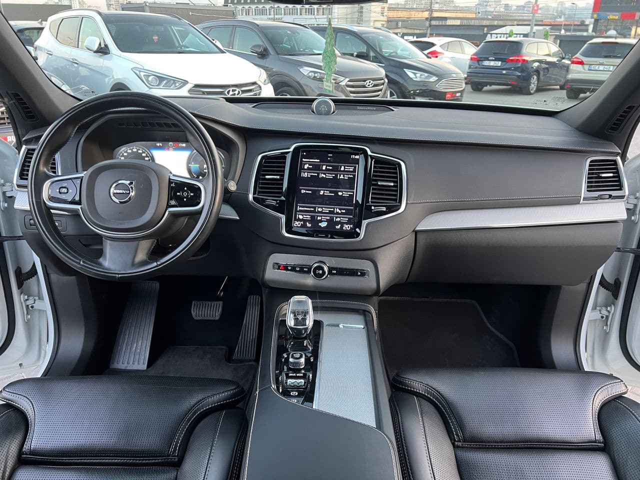 Volvo XC 90 2019 — Миниатюра 6