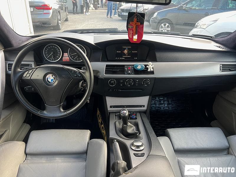 BMW 520 2004 — Миниатюра 9