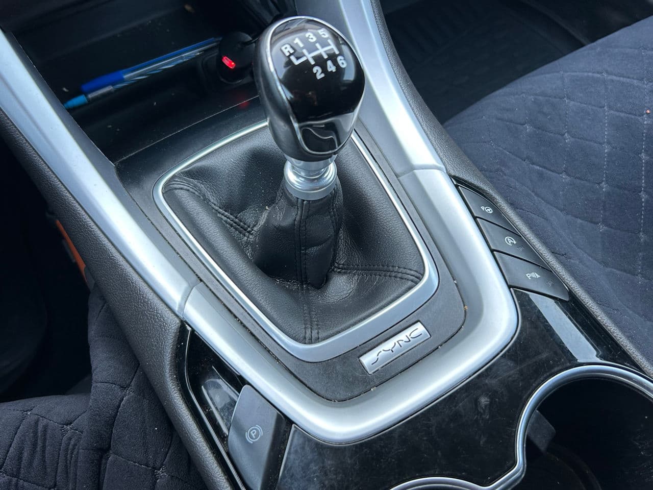 Ford Mondeo 2016 — Миниатюра 13