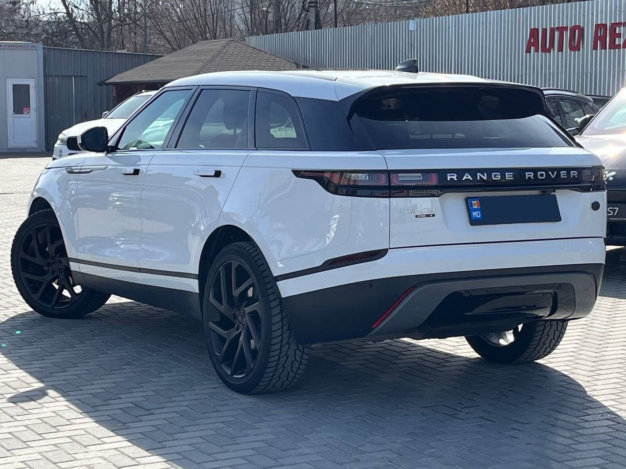 Land Rover Range Rover Velar 2017 — Миниатюра 4