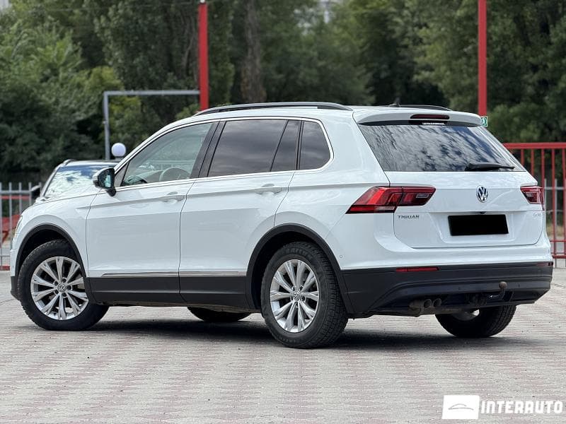 2017 Volkswagen Tiguan — Miniatură 3
