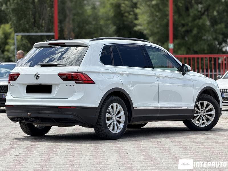 2017 Volkswagen Tiguan — Miniatură 2