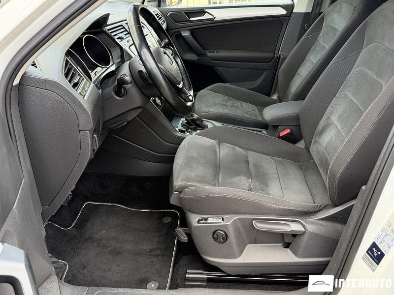 2017 Volkswagen Tiguan — Miniatură 5