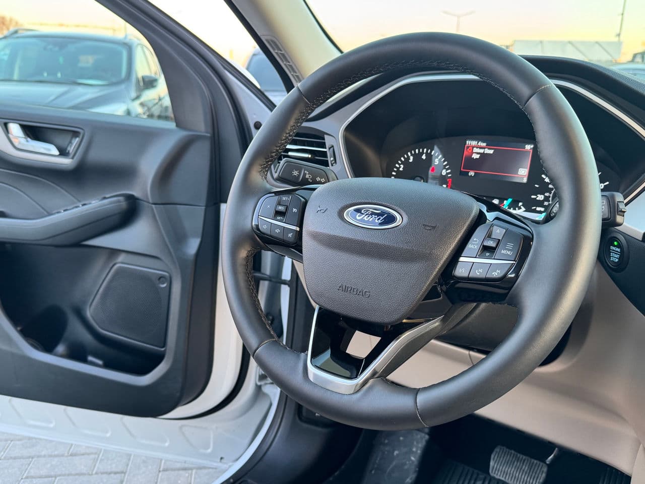 2022 Ford Escape — Miniatură 7