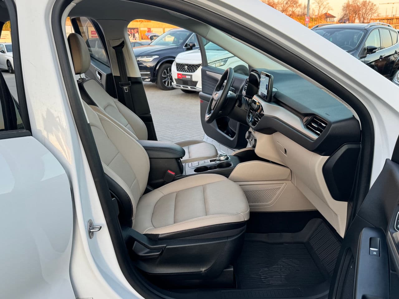 2022 Ford Escape — Miniatură 15
