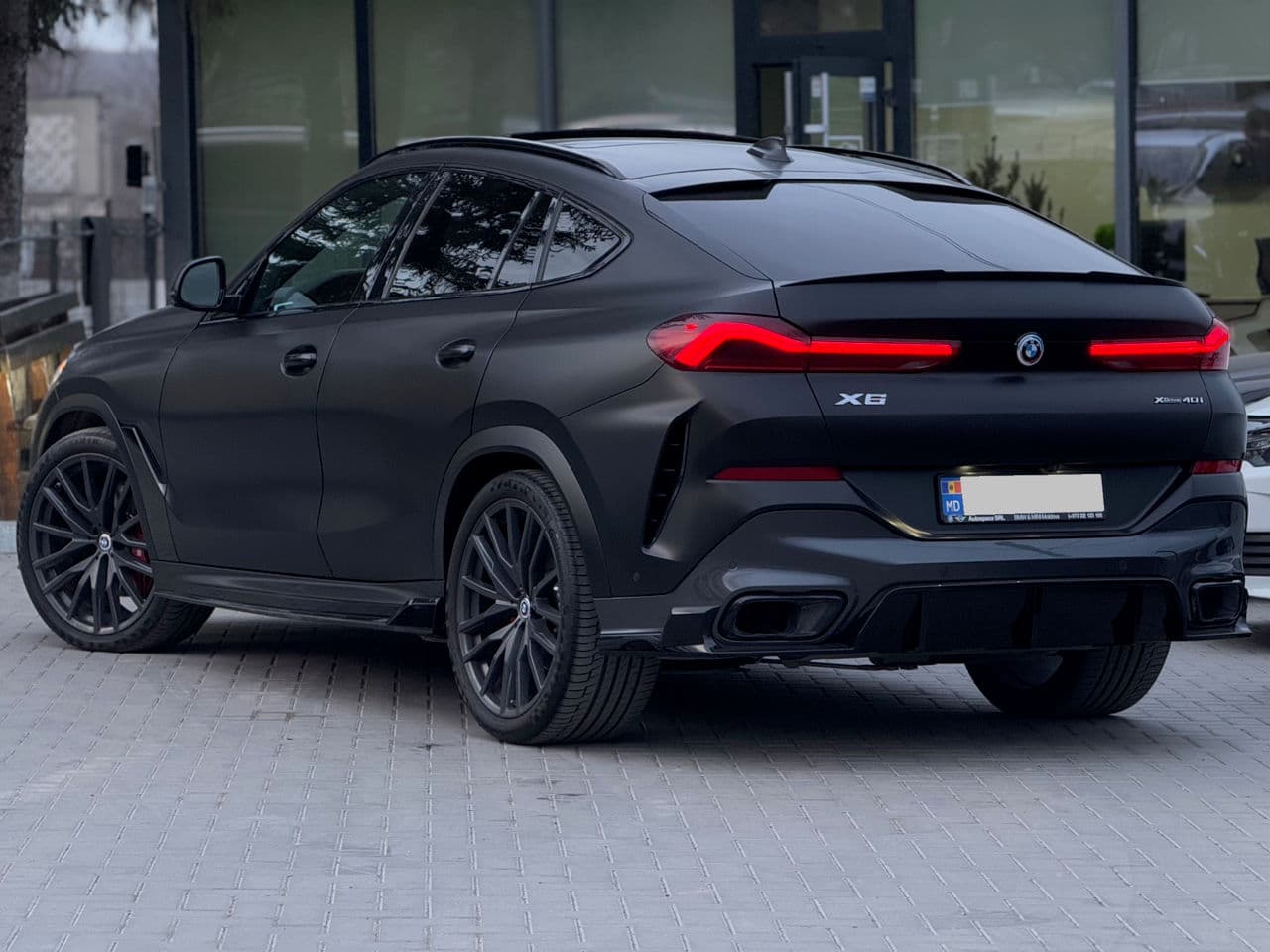 2022 BMW X6 4.0i — Miniatură 4