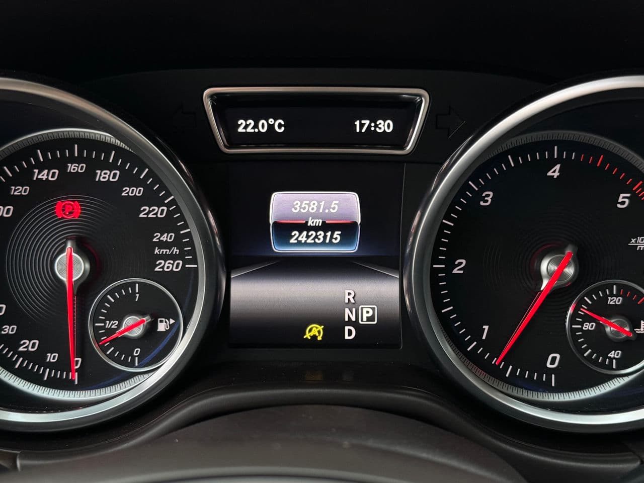 2016 Mercedes GLS 350d — Miniatură 10