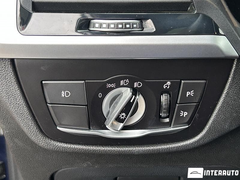 2019 BMW X3 3.0i — Miniatură 10