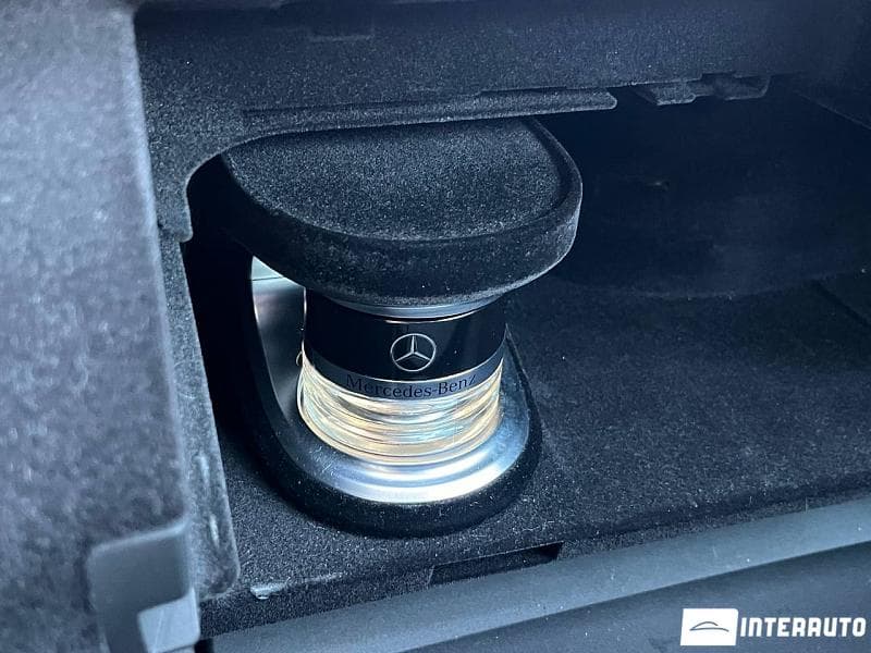 2014 Mercedes C 200 — Miniatură 16