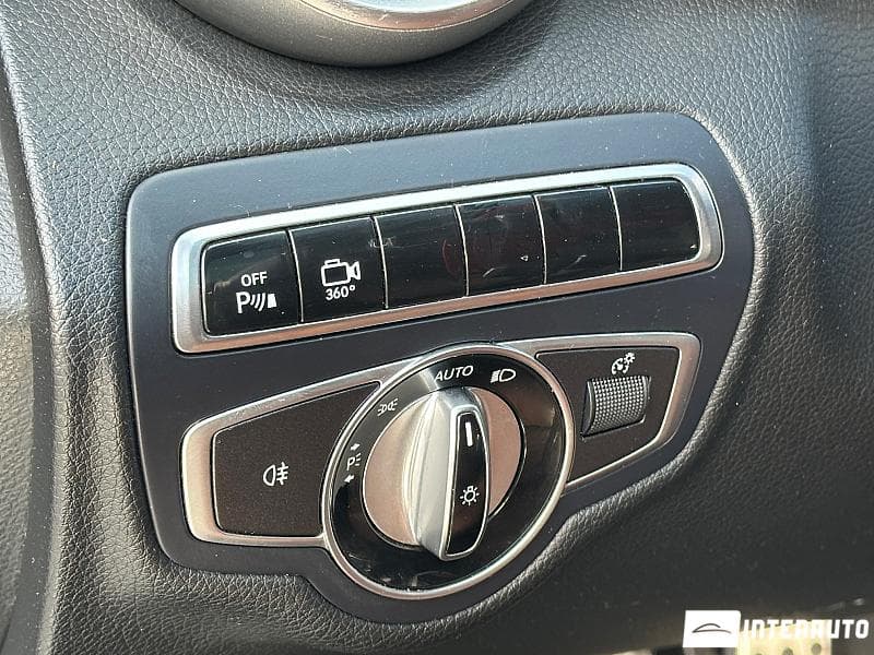 2016 Mercedes C 200 — Miniatură 13