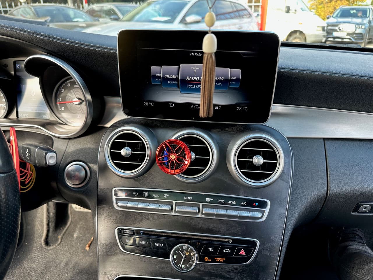 2016 Mercedes C 200 — Miniatură 10