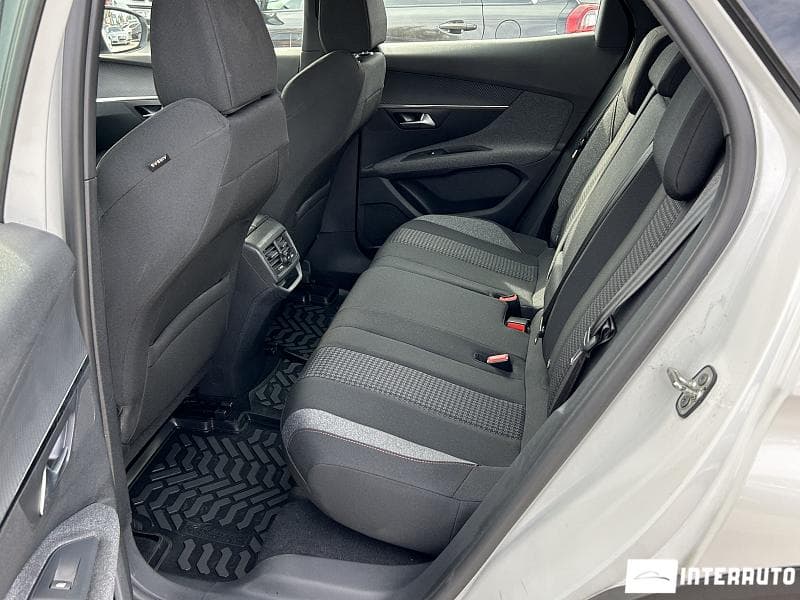 2021 Peugeot 3008 — Miniatură 15