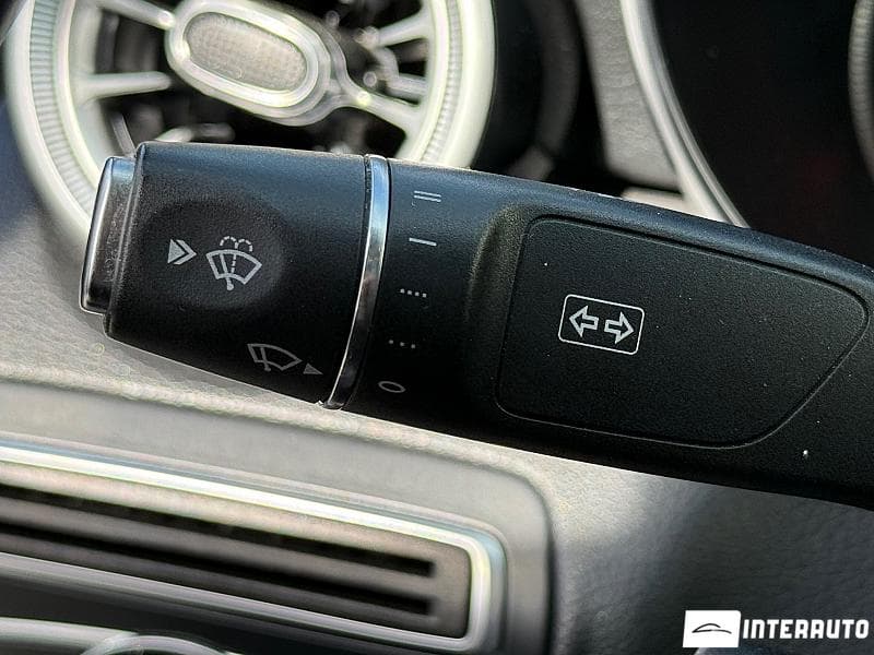 2016 Mercedes C 300 — Miniatură 17