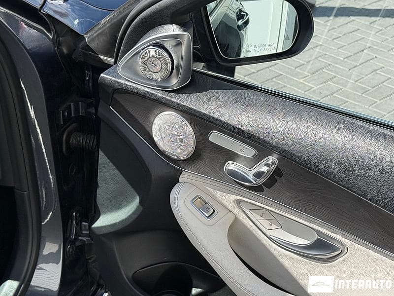 2016 Mercedes C 300 — Miniatură 14