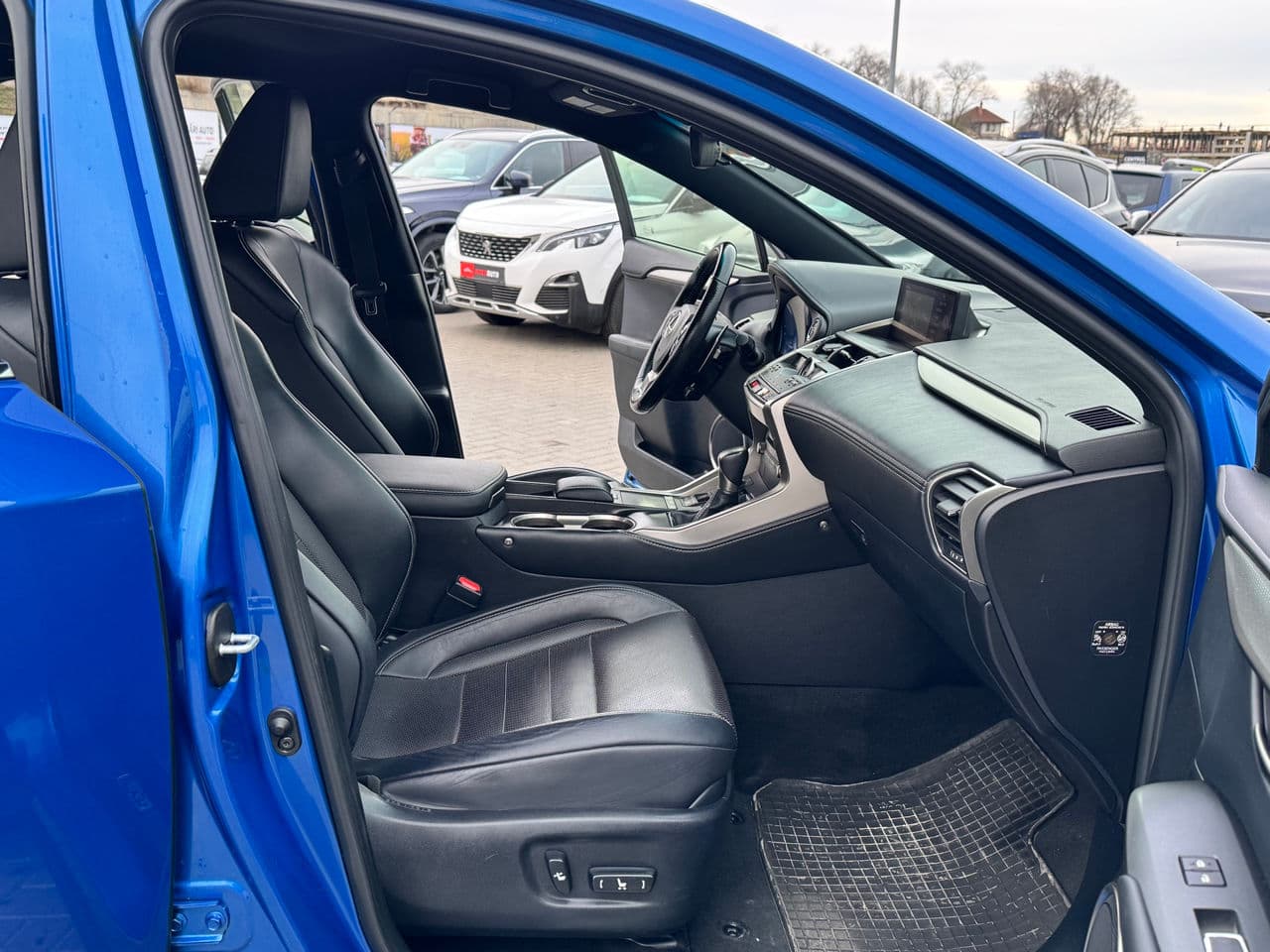 Lexus NX 300H 2020 — Миниатюра 15