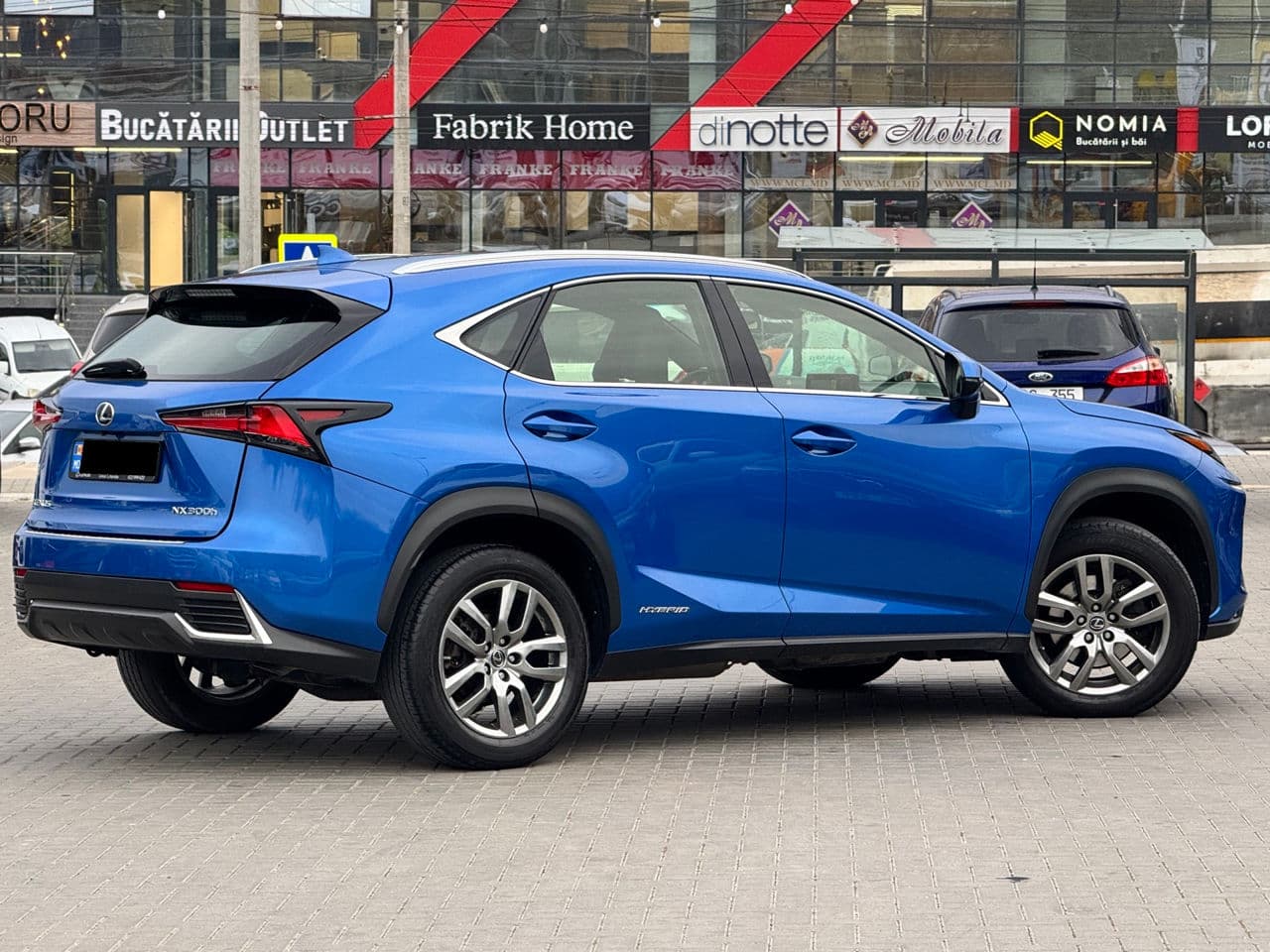Lexus NX 300H 2020 — Миниатюра 3