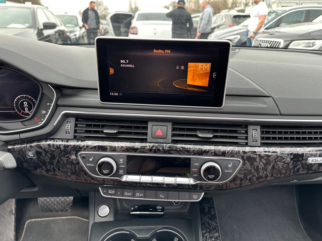 2016 Audi A4 — Miniatură 13