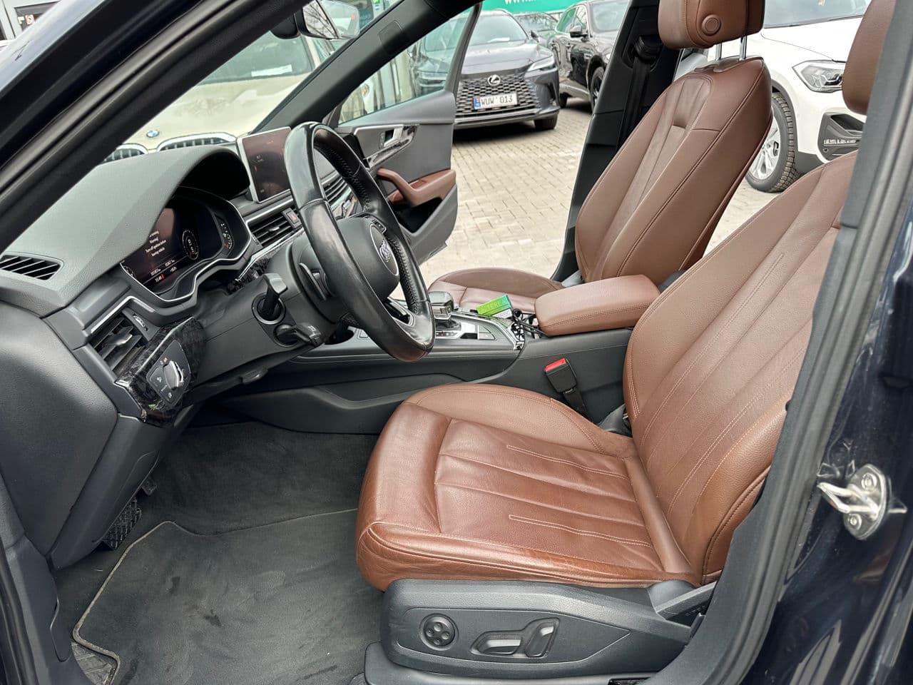 2016 Audi A4 — Miniatură 5