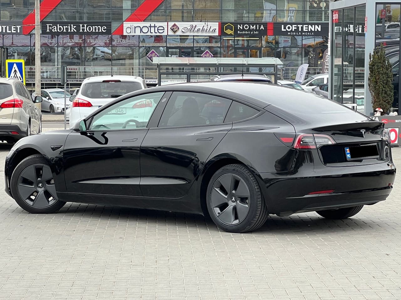 2021 Tesla Model 3 — Miniatură 4