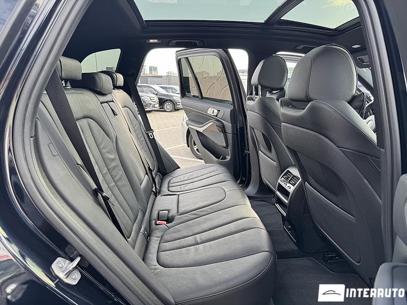 BMW X5 4.0i 2019 — Миниатюра 16