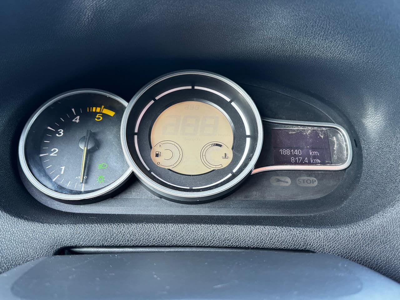 Renault Megane 2010 — Миниатюра 10