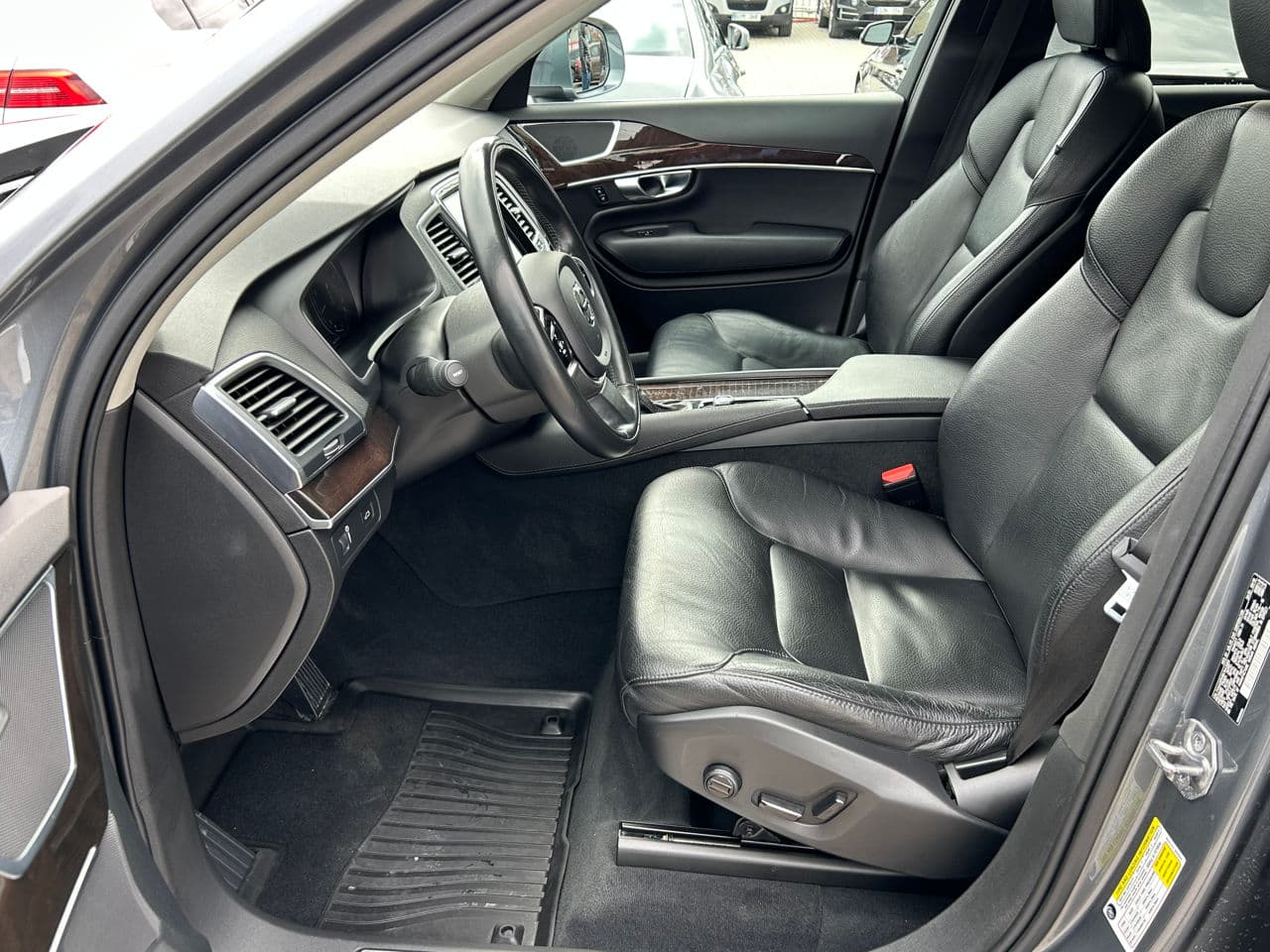2018 Volvo XC 90 — Miniatură 9
