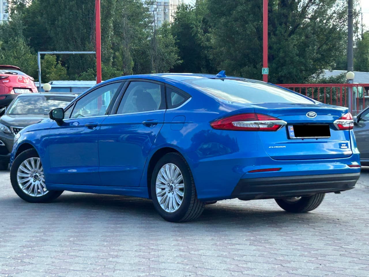 2020 Ford Fusion — Miniatură 2