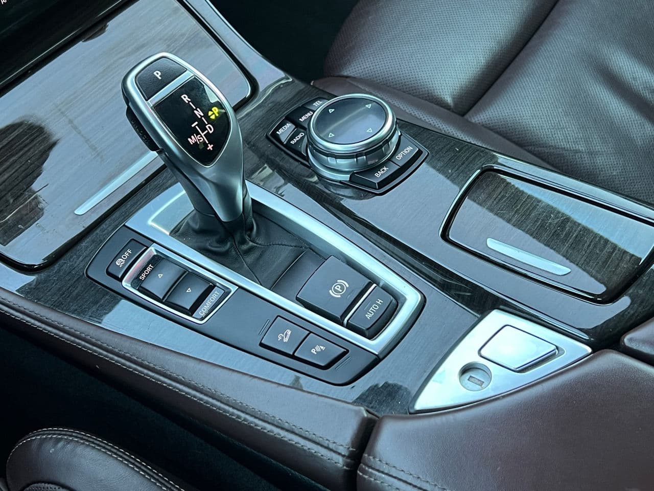 2013 BMW 535 — Miniatură 16