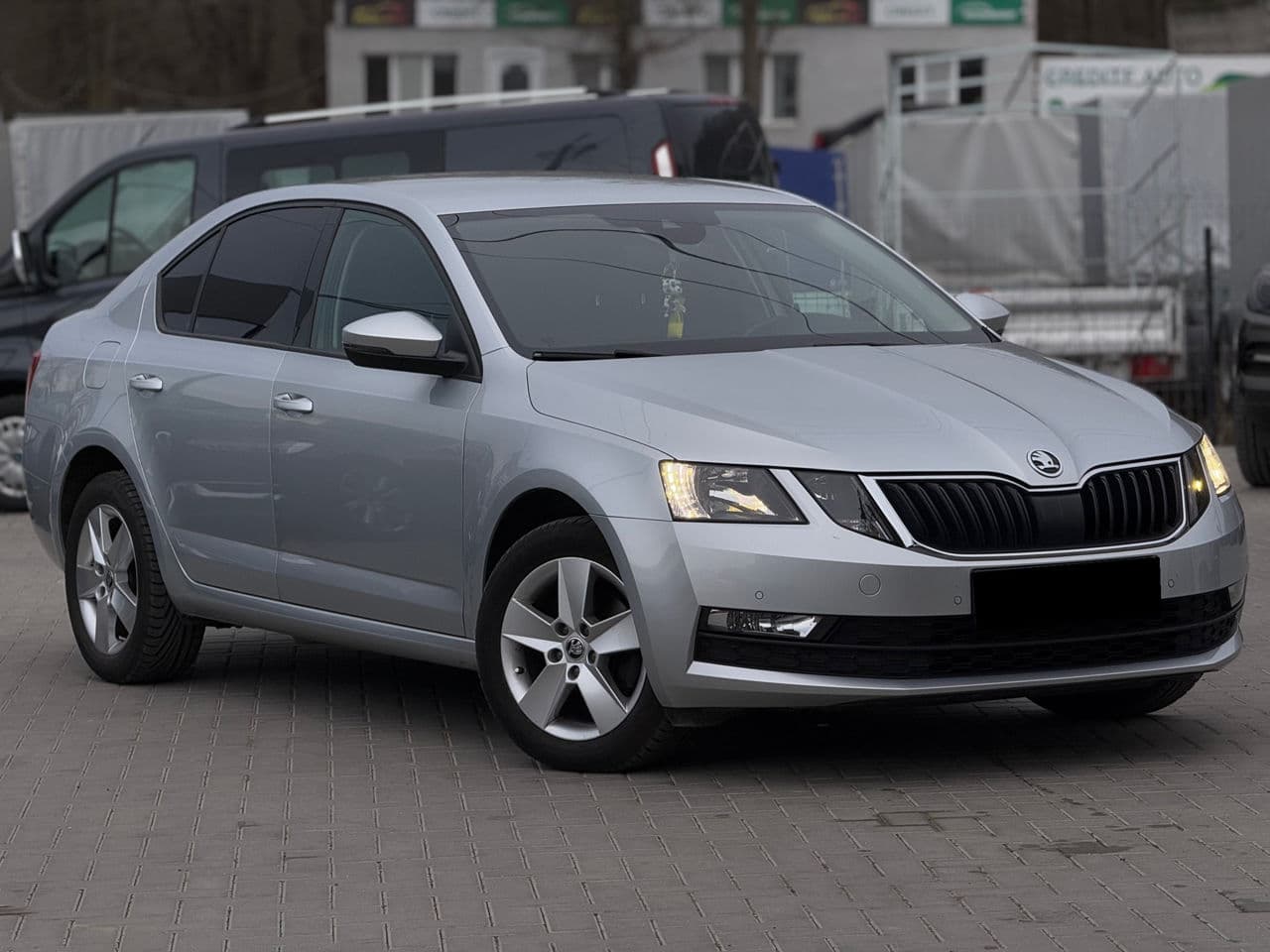 2019 Skoda Octavia — Miniatură 3