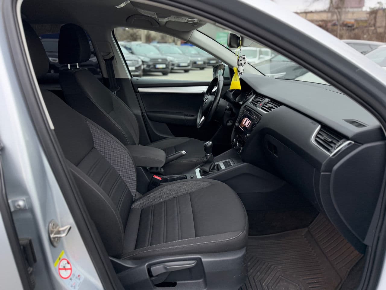 2019 Skoda Octavia — Miniatură 15