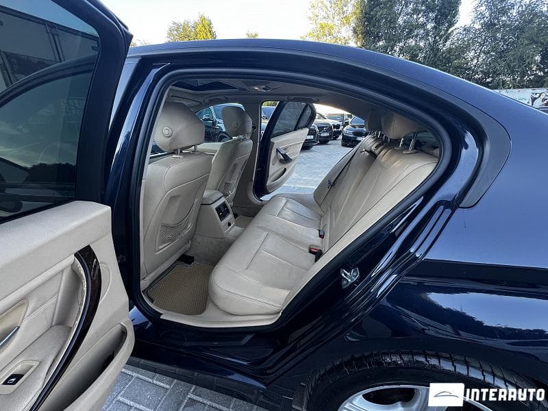 BMW 328 2015 — Миниатюра 6