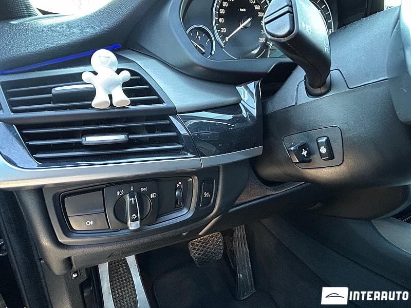 2018 BMW X5 4.0e — Miniatură 8