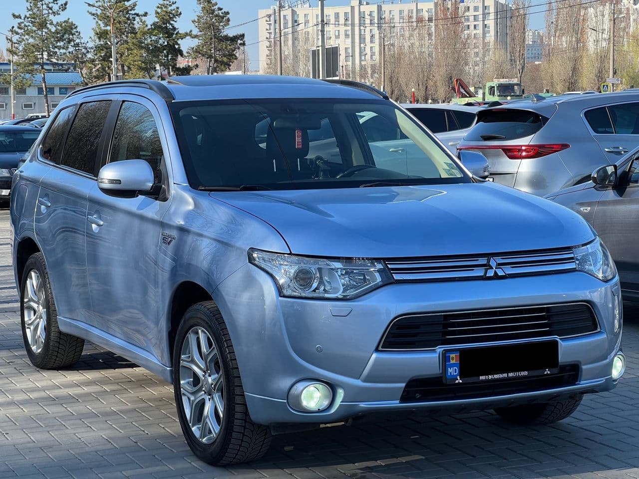 2014 Mitsubishi Outlander — Miniatură 4